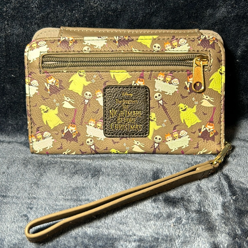 Disney nightmare before Christmas phone wallet wristlet